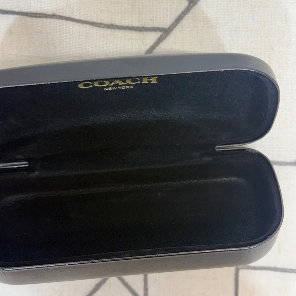 Coach Eyeglasses Case OS Black Hard Shell Clamshell with Cleaning Cloth